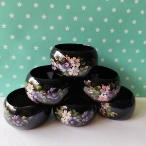 Vintage Set of Six Black Hand painted Floral Design Lacquered Wood Napkin Rings